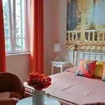 Lula Nocleg ze śniadaniem 3*