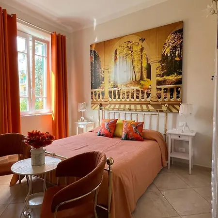 Lula Bed & Breakfast 3*