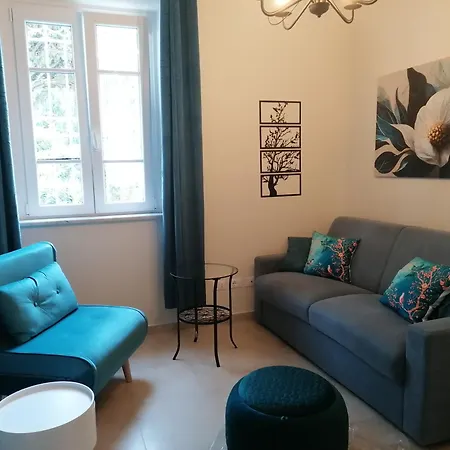 Bed & Breakfast Lula 3*