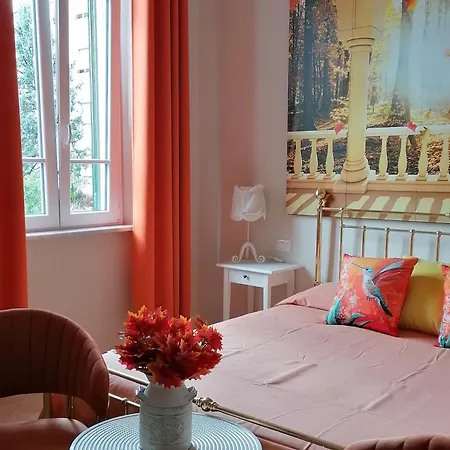 Lula Bed & Breakfast 3*