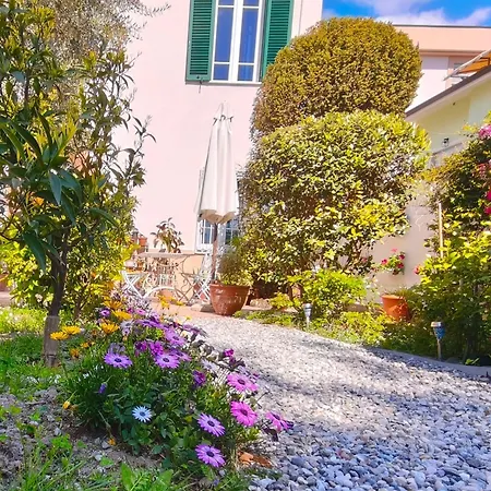 Lula Bed & Breakfast 3*